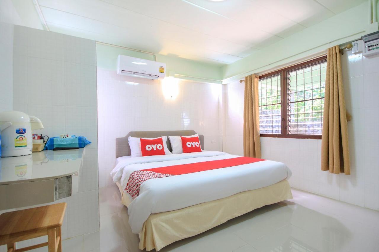 Oyo 75373 Chamil House Hotel Nai Harn Екстериор снимка