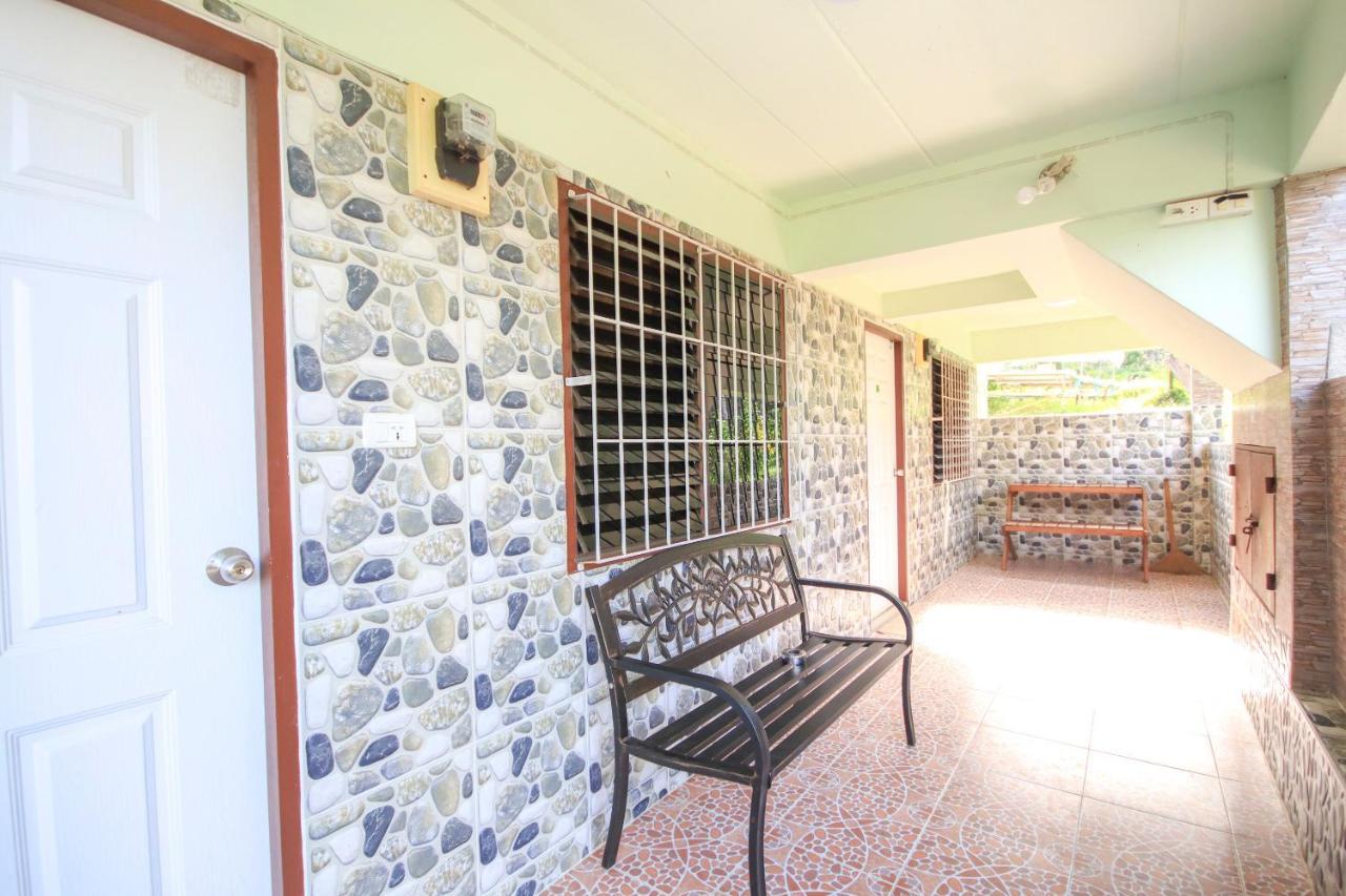 Oyo 75373 Chamil House Hotel Nai Harn Екстериор снимка